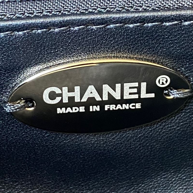 Chanel 19 Bags